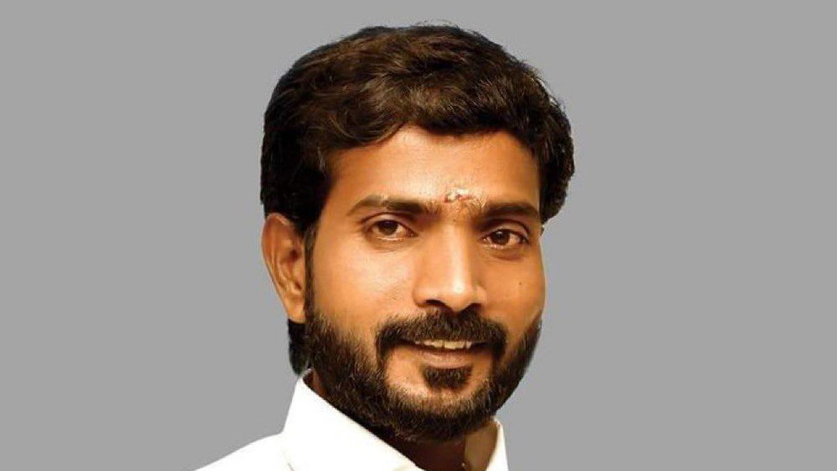 BJP Panchayat President Murdered Near Sriperumbudur, Nine Persons ...